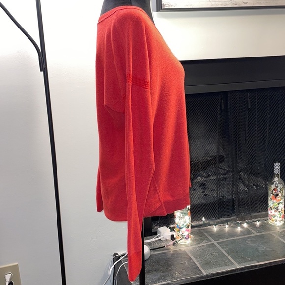 American Eagle Sweater - Picture 6 of 11